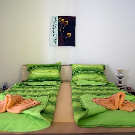 Green Apartment نوفي ساد المظهر الخارجي الصورة
